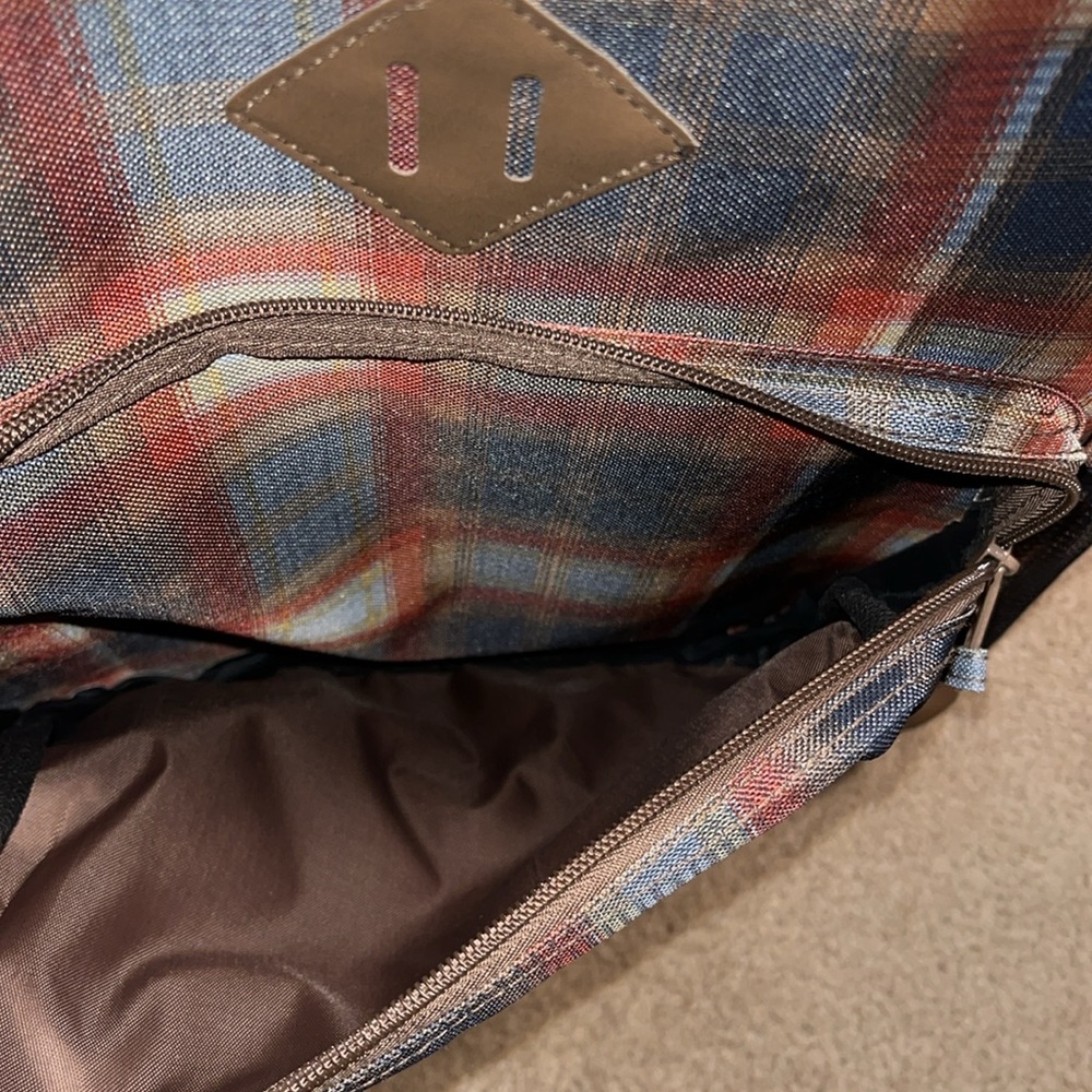 Dickies Varsity Multicolor Plaid Backpack new with tags - Picture 5 of 7